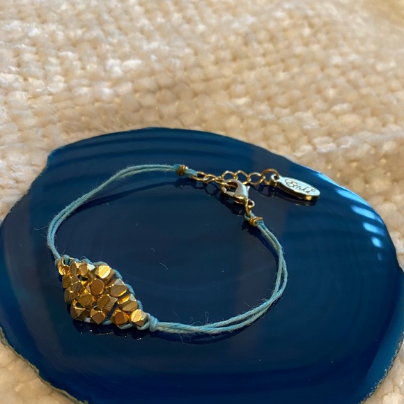 18K Gold Plated And Blue Robe Bracelet - Picture 1 of 5